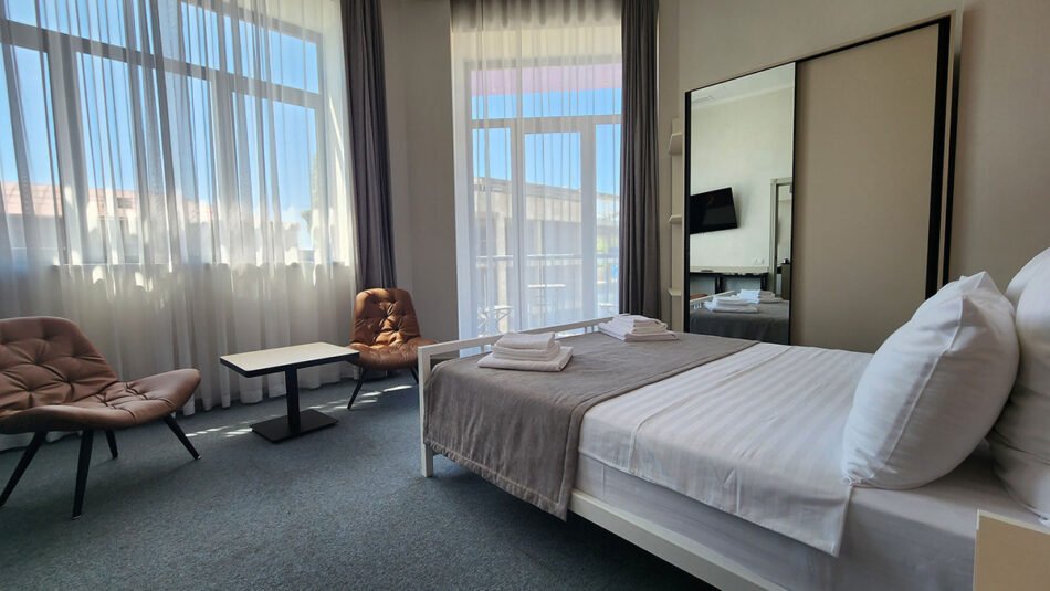 Premium Suite With Balcony 1
